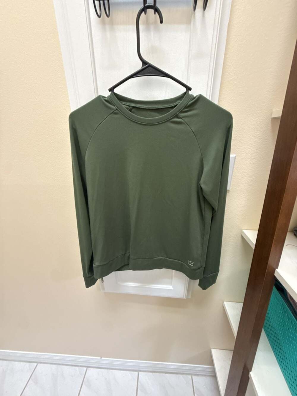 Cozy Earth Women's Olive Green Bamboo Pullover Crew Neck Sweatshirt Size XS